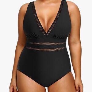 Plus Size Women’s One Piece Swimsuit, Black Plus Size Swimsuit. NWT